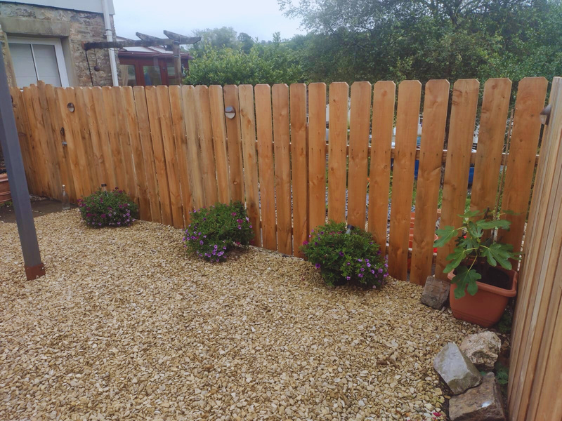 wooden bespoke fencing