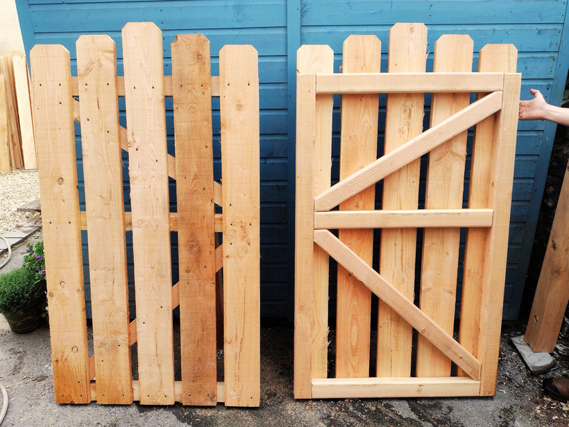 handmade bespoke wooden gates